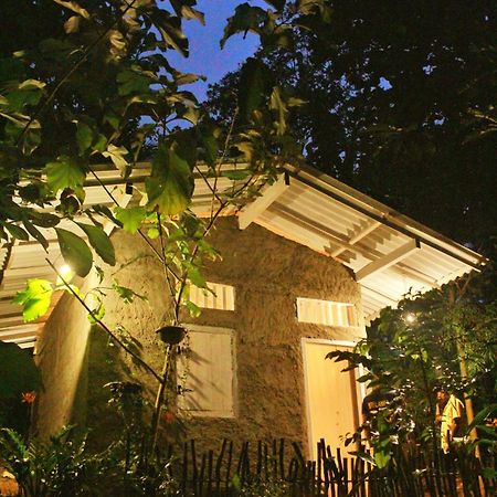 Linu Homestay ดิคเวลลา ภายนอก รูปภาพ