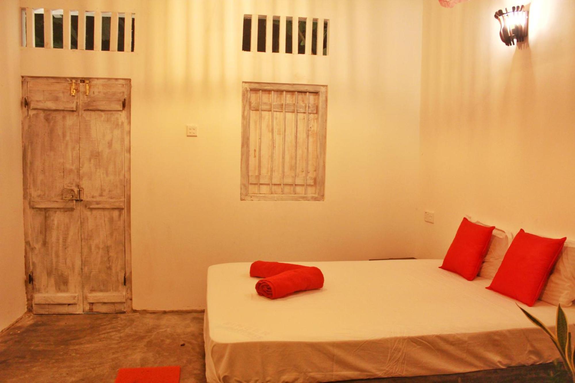Linu Homestay ดิคเวลลา ภายนอก รูปภาพ