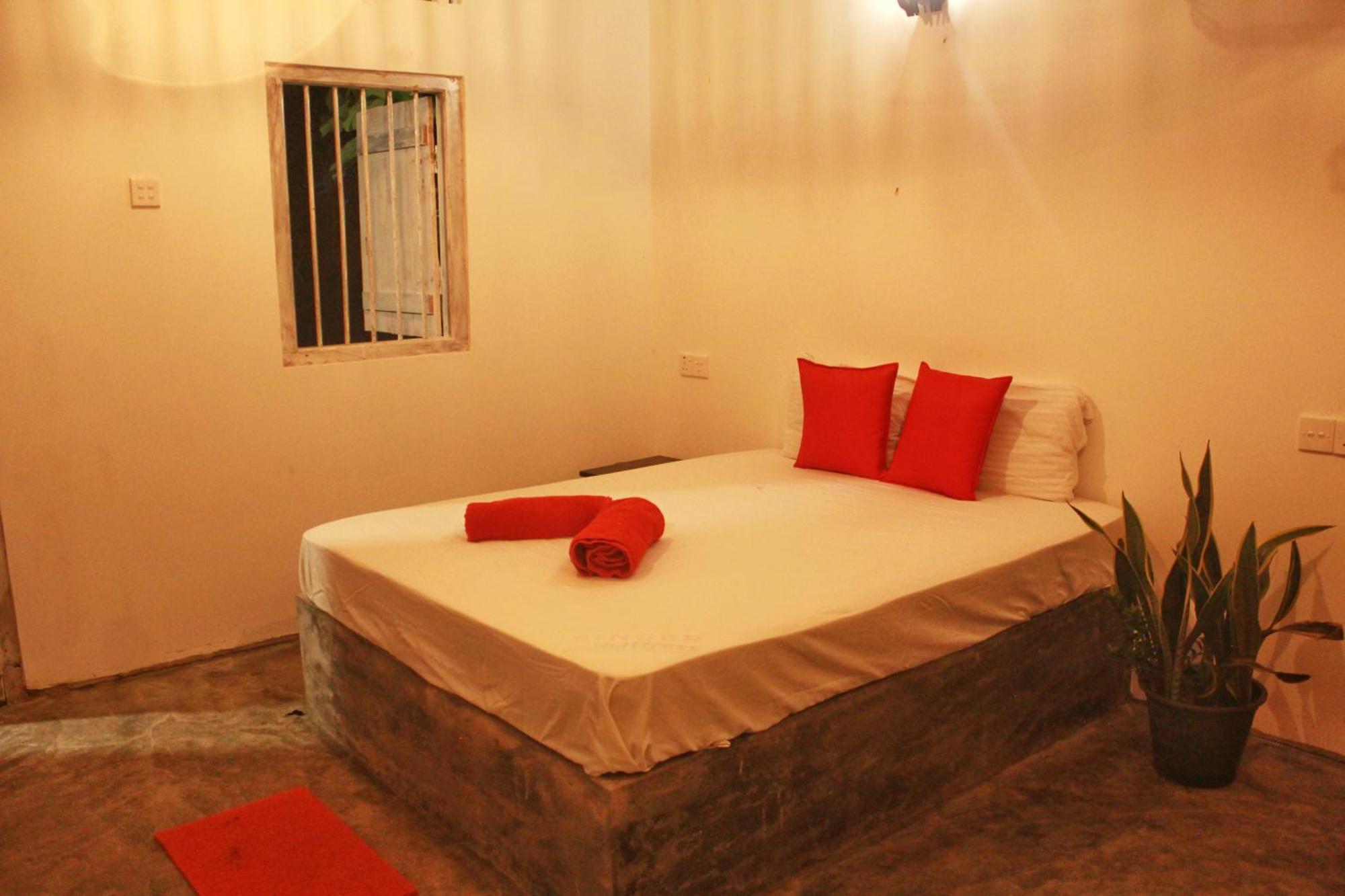 Linu Homestay ดิคเวลลา ภายนอก รูปภาพ