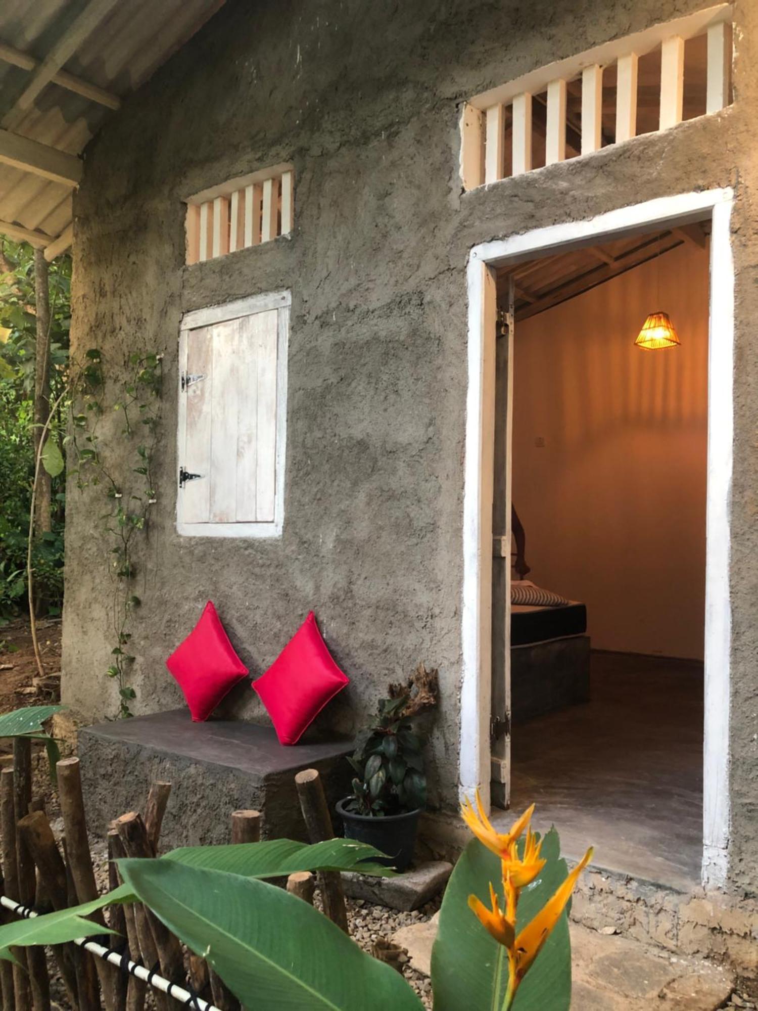 Linu Homestay ดิคเวลลา ภายนอก รูปภาพ
