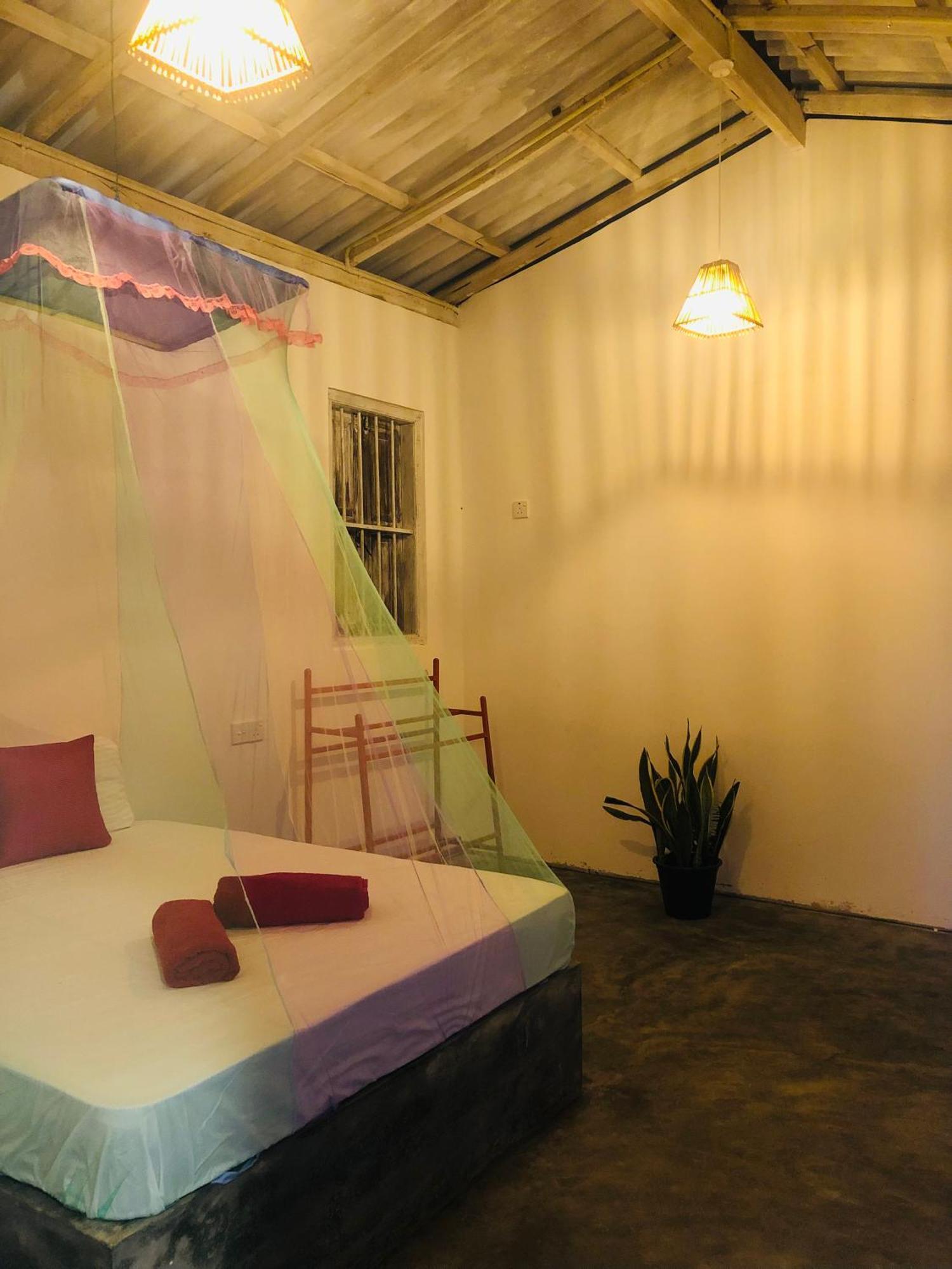 Linu Homestay ดิคเวลลา ภายนอก รูปภาพ