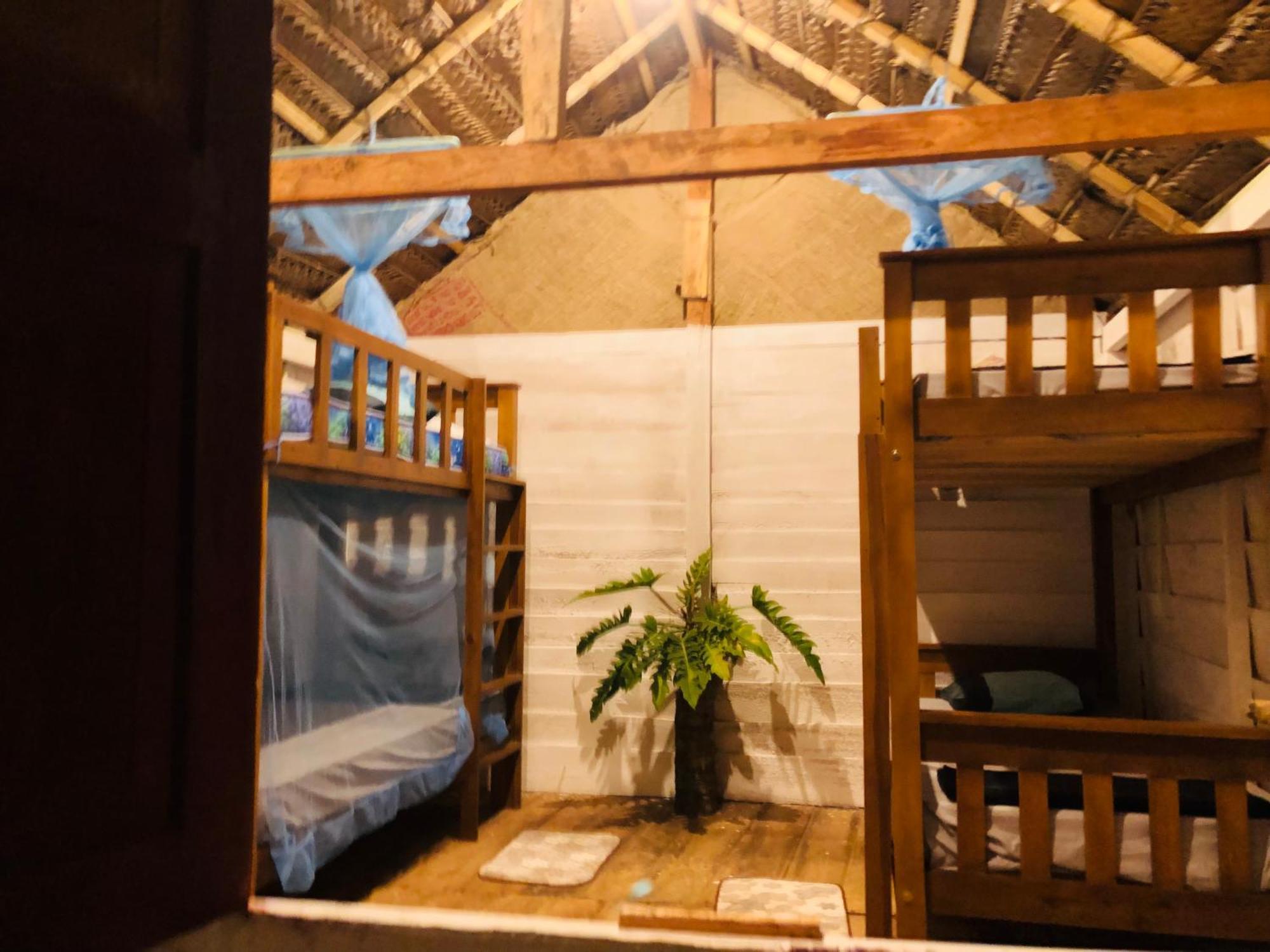 Linu Homestay ดิคเวลลา ภายนอก รูปภาพ