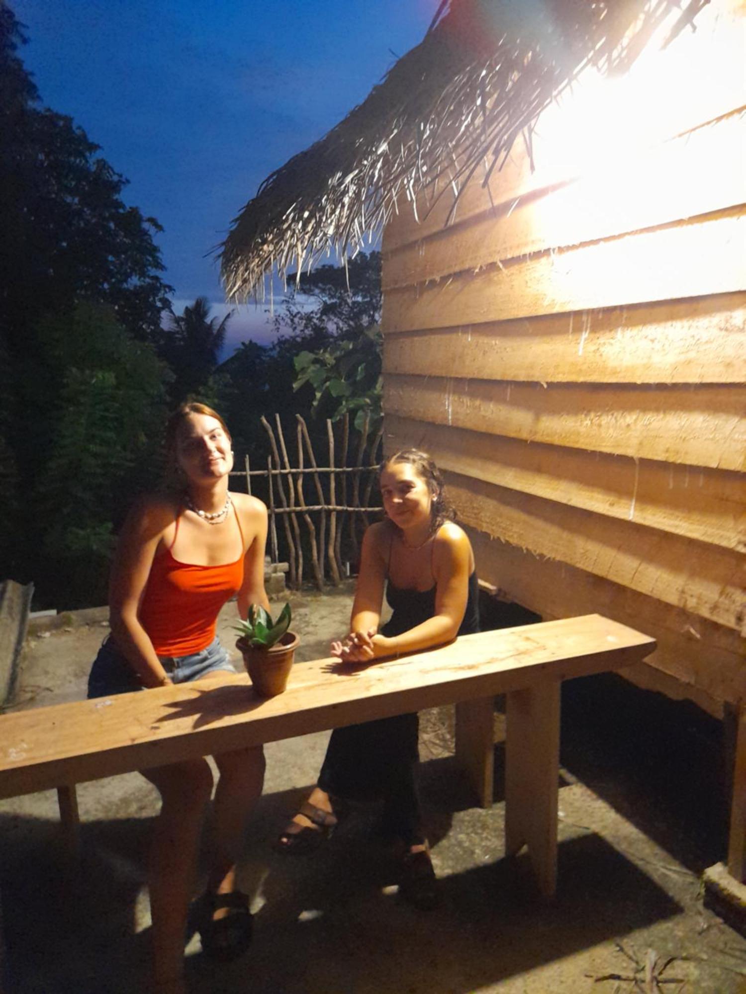 Linu Homestay ดิคเวลลา ภายนอก รูปภาพ